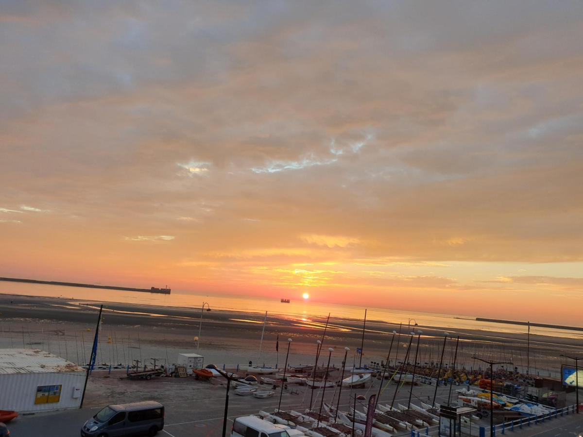 La Vue Sur Mer - Appart Avec Place De Parking Boulogne-sur-Mer Exteriör bild
